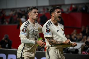 Paredes Roma