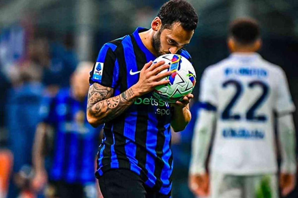 Hakan Calhanoglu